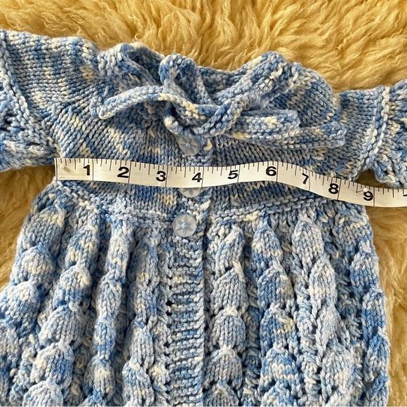 Handmade Baby Girl/Boy Knit Button Up & Tie Sweater 6-9 Months White & Blue New - Picture 6 of 8